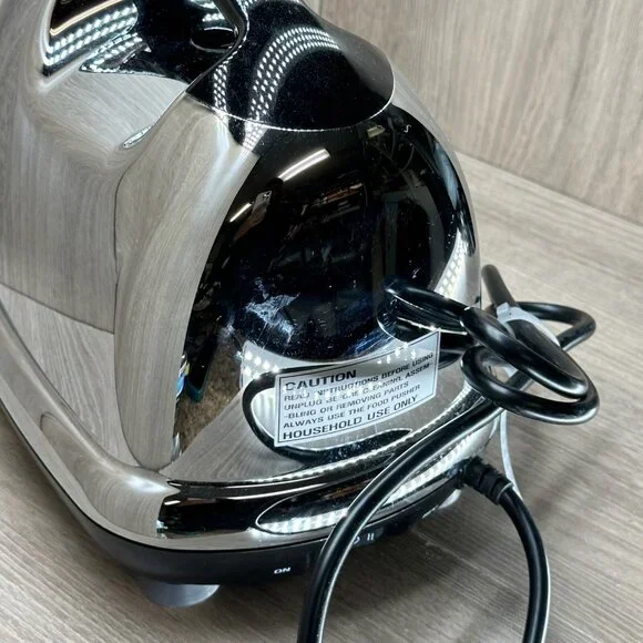 Omega Juice & Vegetable Extractor Model No. 8006 Stainless Steel Electric Silver - Picture 5 of 13